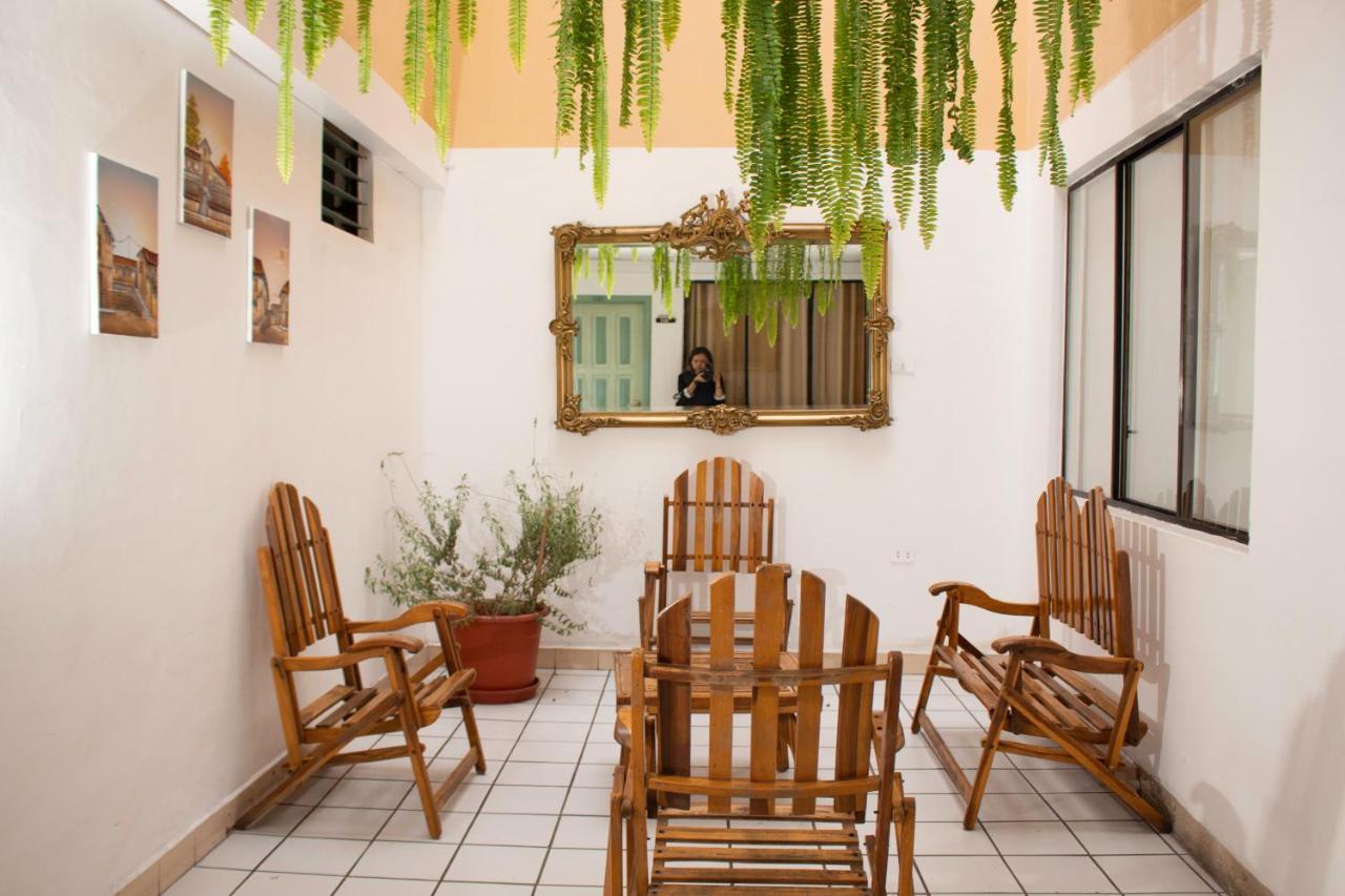 Hotel Cisne Cuenca Buitenkant foto