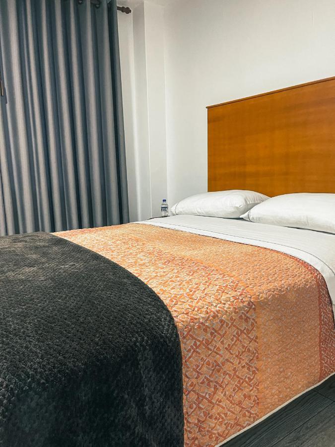 Hotel Cisne Cuenca Buitenkant foto